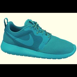 NIKE Roshe Run Hyperfuse